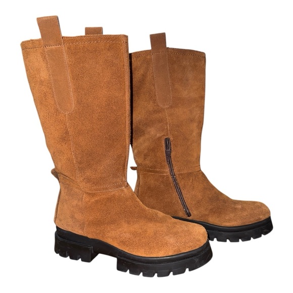 Brown Heeled Boots with Chunky Sole and Knee-High Design - Picture 3 of 6